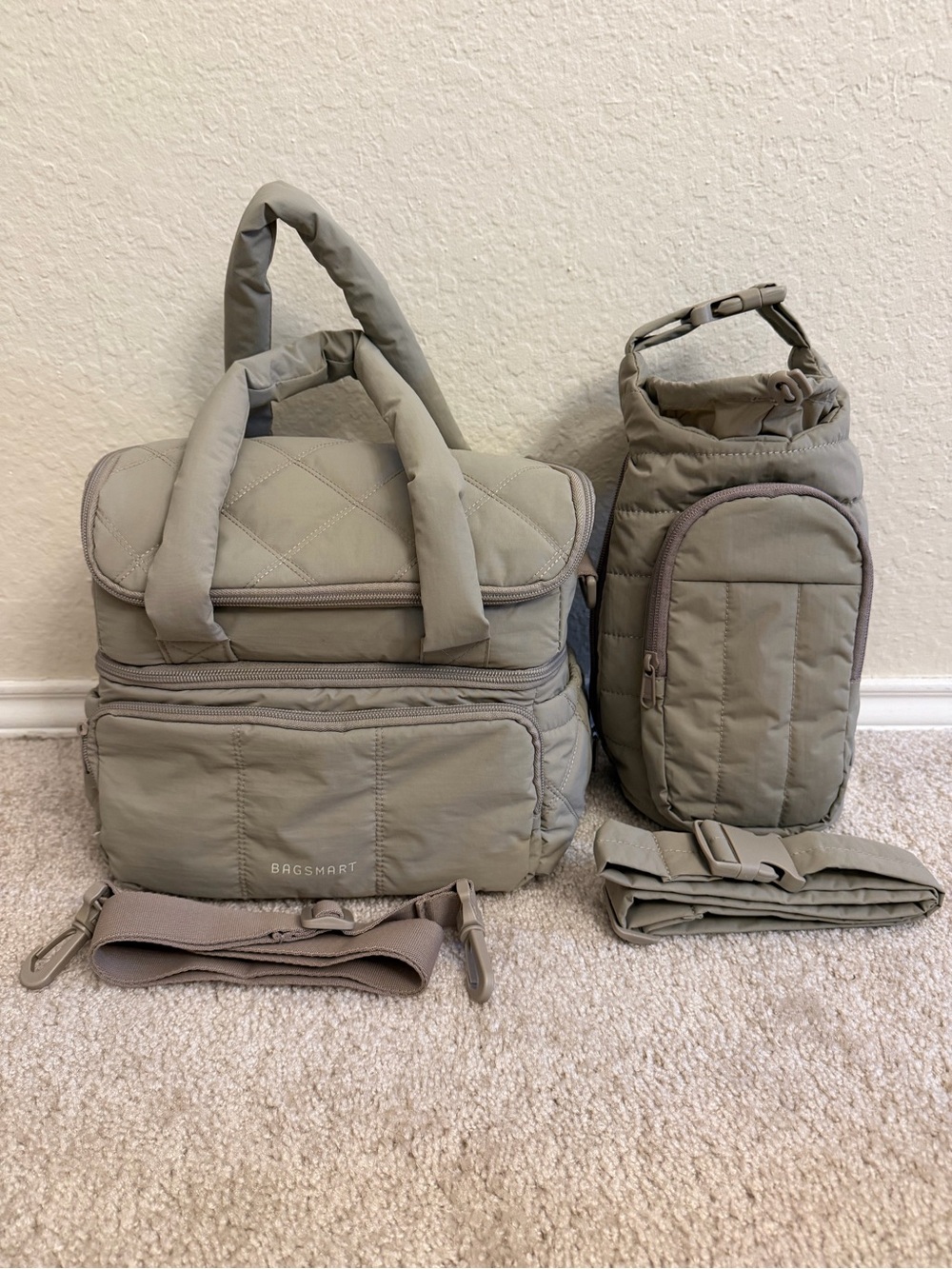Bagsmart Double Decker Insulated Lunch Bag and Water Bottle Holder/Sling Bag